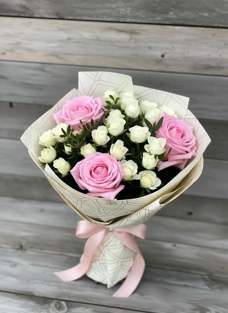 Букет цветов из: Розы в Пролетарий