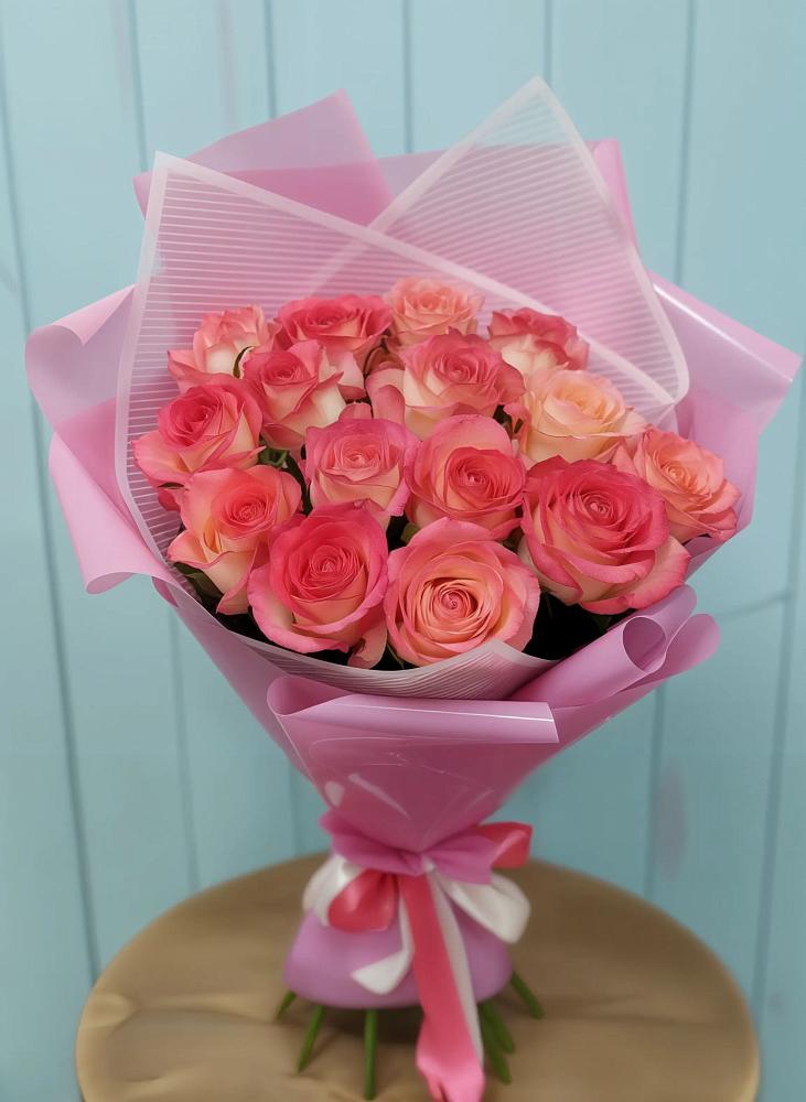 Букет 15 Розовых роз Равель в Пролетарий