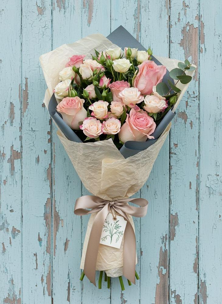 Букет цветов из: Розы в Пролетарий