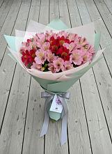 Букет цветов из:  Альстромерии в Пролетарий