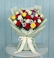 Букет цветов из:  Розы в Пролетарий