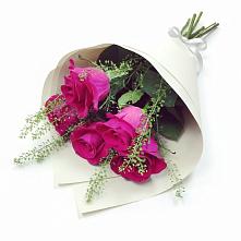 Букет цветов из:  Розы в Пролетарий