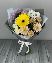 Букет цветов из:  Розы, Герберы и Хризантемы в Пролетарий