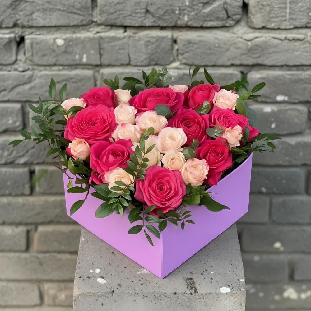 Цветочная композиция из Розы в коробке в Пролетарий