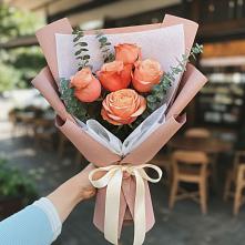 Букет цветов из:  Розы в Пролетарий