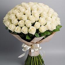 Букет 101 беля роза Белоснежка в Пролетарий