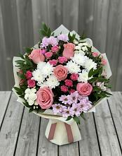 Букет цветов из:  Альстромерии, Гвоздики, Розы и Хризантемы в Пролетарий
