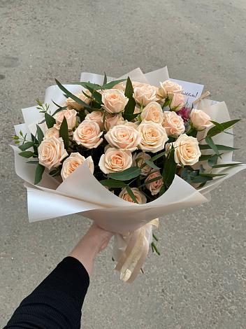 Букет Кремовые розы Латте в Пролетарий