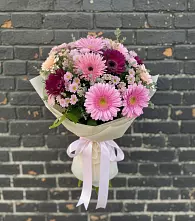Букет цветов из:  Герберы и Хризантемы #REPLACE_PRED# Пролетарий