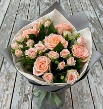 Букет цветов из:  Розы в Пролетарий