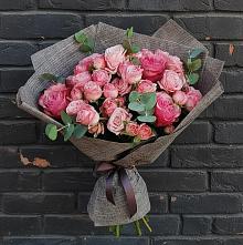 Букет цветов из:  Розы в Пролетарий
