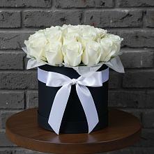 Цветочная композиция из Розы в шляпной коробке в Пролетарий